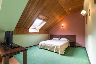 Отель Мелодия гор Красная Поляна Улучшенный двухместный номер с 1 кроватью или 2 отдельными кроватями-5