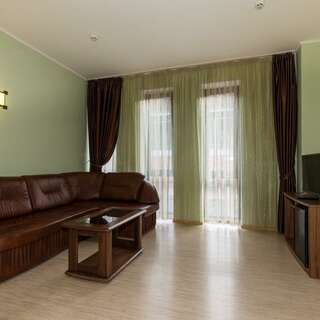 Отель Мелодия гор Красная Поляна 2-местный 2-комнатный Люкс-3