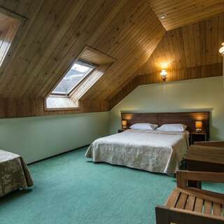 Отель Мелодия гор Красная Поляна Улучшенный 2-местный 1-комнатный (двуспальная кровать)-6