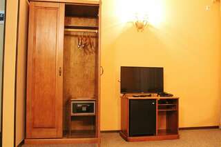 Отель Мелодия гор Красная Поляна Двухместный номер с 1 кроватью или 2 отдельными кроватями-11